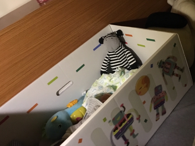 寶貝的幻象機器人-媽媽餵芬蘭床佈置比賽