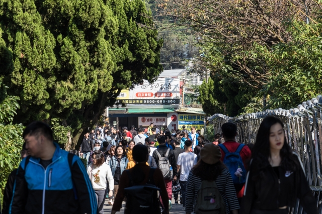 林宜風/摩肩接踵-中國文化大學華岡之美攝影比賽