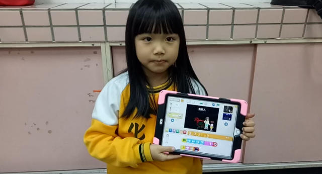 文化國小-彭OO- Scratchjr 鬼抓人-107學年度第一學期SCRATCHJR競賽