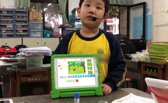 北新國小－江OO－ScratchJr－龜兔賽跑-107學年度第一學期SCRATCHJR競賽