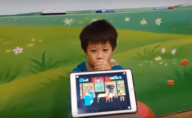 龍埔國小-李OO-ScratchJr-想交朋友的龍捲風-107學年度第一學期SCRATCHJR競賽