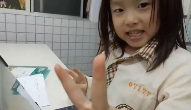 育才國小 ScratchJr_黃同學的「貓咪接水果」-107學年度第一學期SCRATCHJR競賽