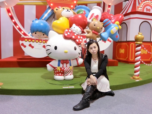 我和Kitty的嘉年華樂園-Hello Kitty 45th 《Hello Kitty&我的珍藏回憶》募集票選活動