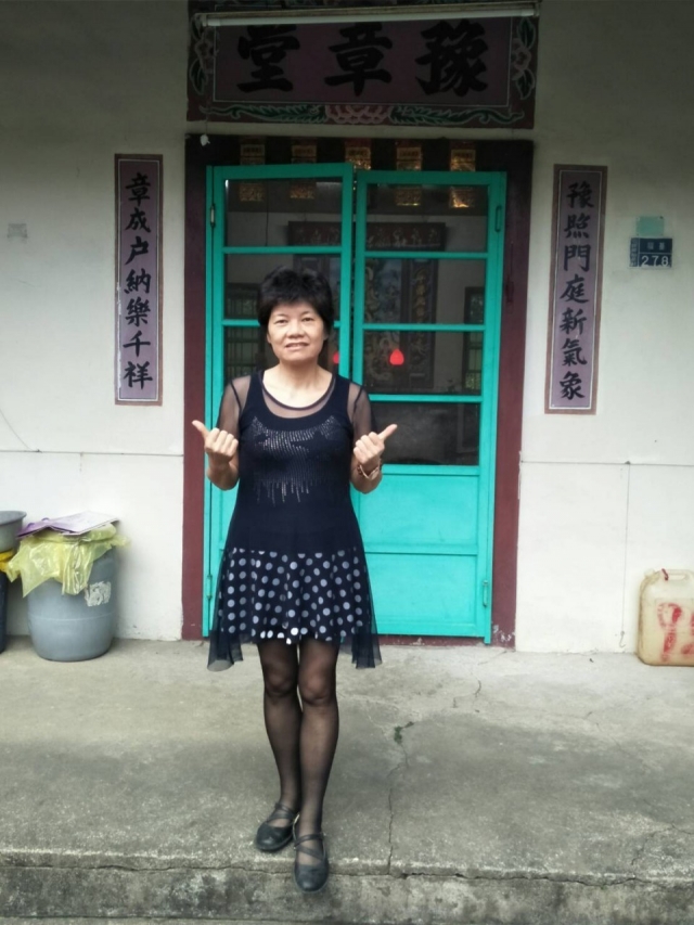 財團法人彰化縣私立慈恩社會福利慈善事業基金會-羅㻑椈-第五屆社區金點獎好想得獎之給我一個讚讚吧-個人獎-照顧服務員組
