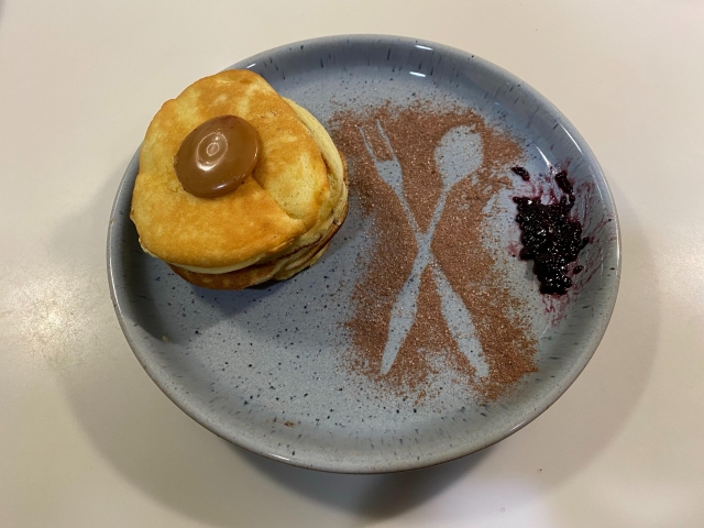 Souffle pancake! Oven free! [Evan cooking]-The SCVS next top YouTuber