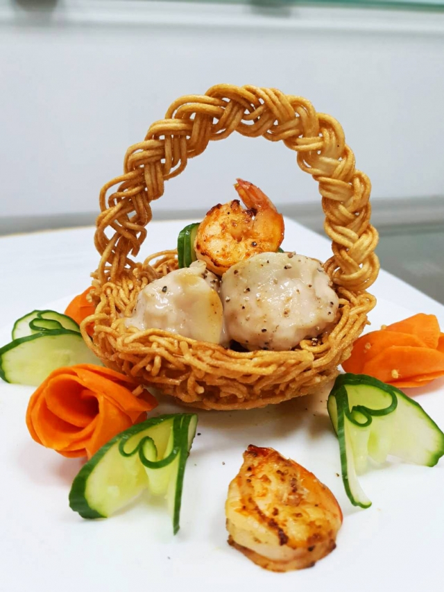 麵裡藏藍餃蝦-八方高手創意雲集 - 八方雲集創意料理競賽