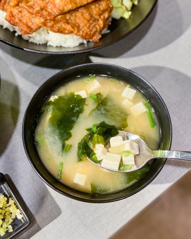 傳香千里的排骨飯-尋找良攝漢－梁社漢排骨影像募集活動