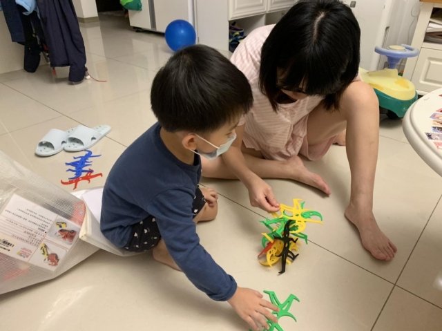小丑疊疊樂／小丑認色及物-寶貝的創意玩具選拔賽