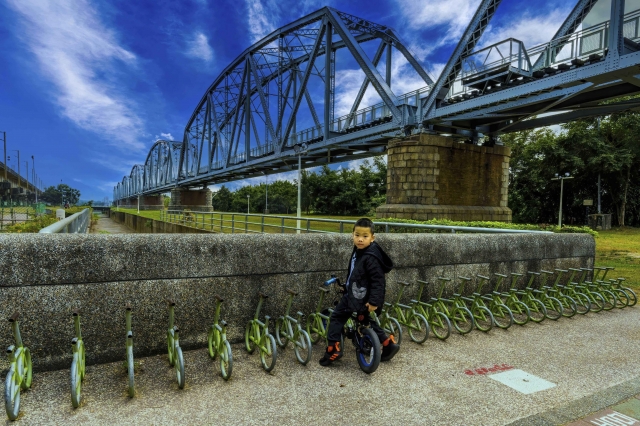 壯濶瑰麗的天空步道-百年鐵橋‧風華再現-大樹舊鐵橋美照徵選