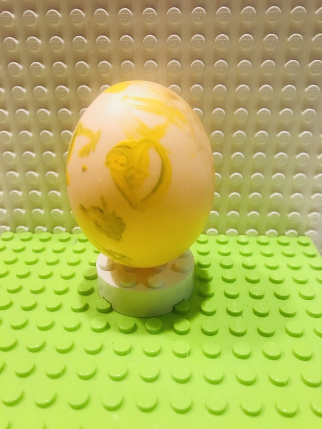 曰（沒寫到名字）-彩蛋很樂高