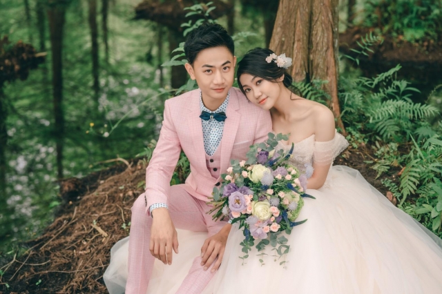 世明	x 雅瑜-110年花蓮縣春季集團婚禮最佳人氣新人票選