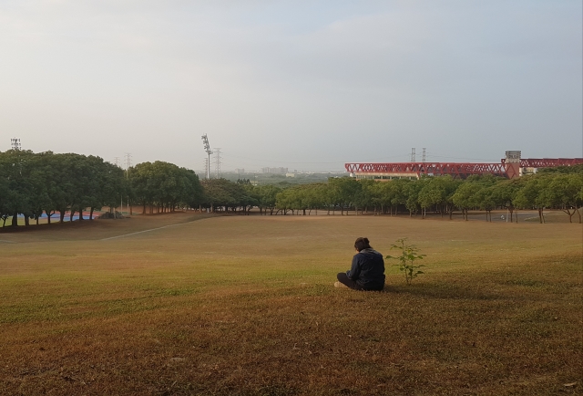 楊子誼_陪伴-國立中正大學110級畢業校園攝影展學生票選