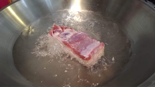 嘎滋嘣黃金脆皮燒肉 - 家庭簡易版-媽媽號-頭城網路食神爭霸賽