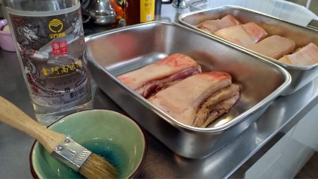 嘎滋嘣黃金脆皮燒肉 - 家庭簡易版-媽媽號-頭城網路食神爭霸賽