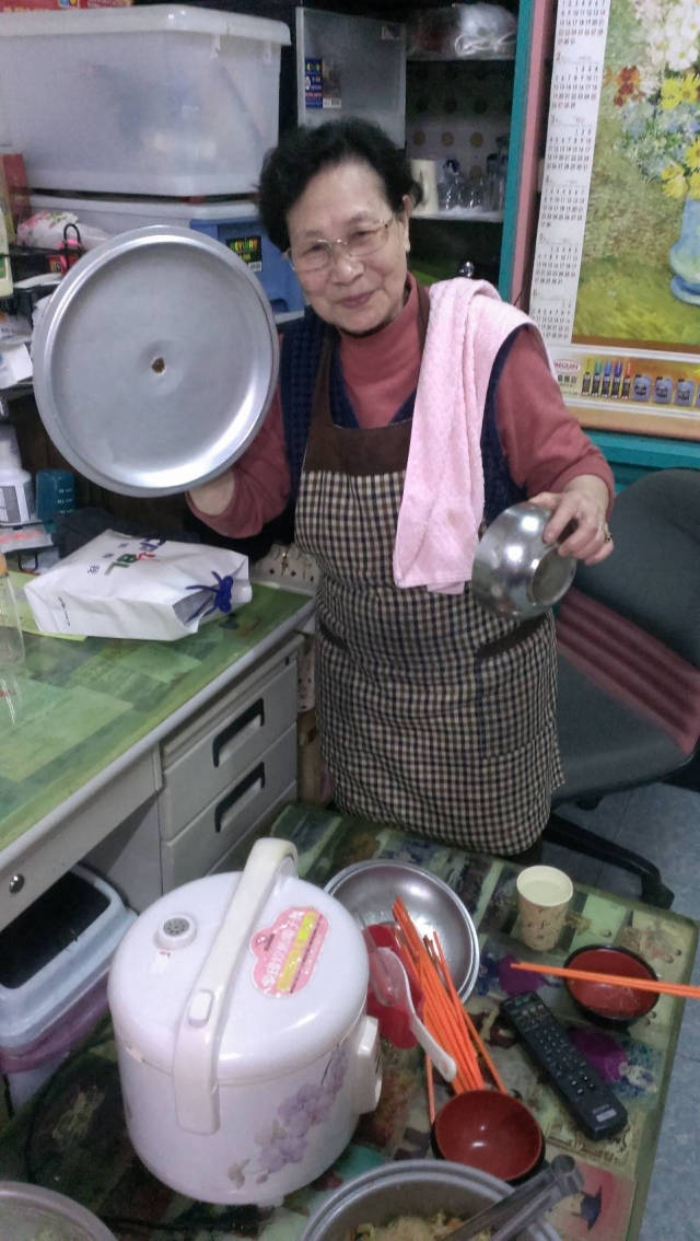 奶奶的年夜飯-阮兜ㄟ老大人 徵圖活動