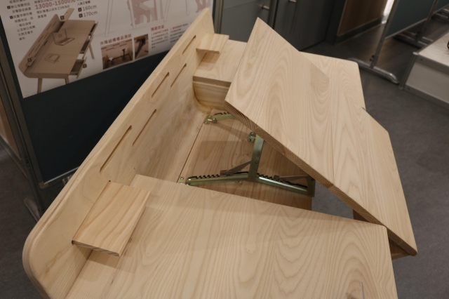 傢俱設計｜孕婦友善桌-第10屆特力家居盃設計大賽--網路人氣票選