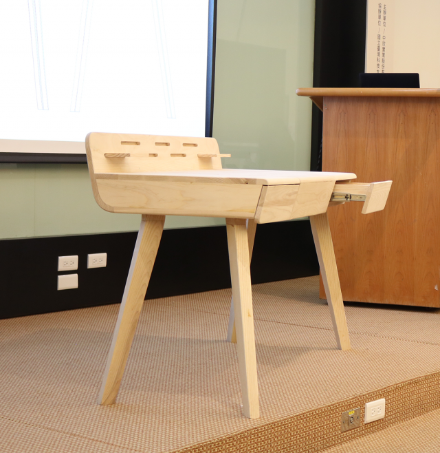 傢俱設計｜孕婦友善桌-第10屆特力家居盃設計大賽--網路人氣票選