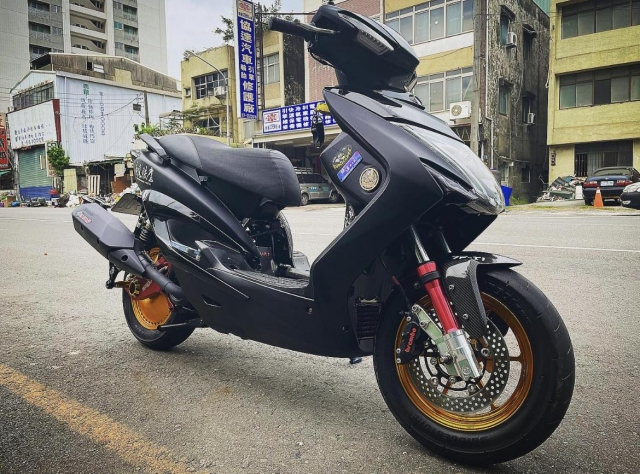 努力黑化中-20 Need You勁戰大會師  MotoBuy線上選美會