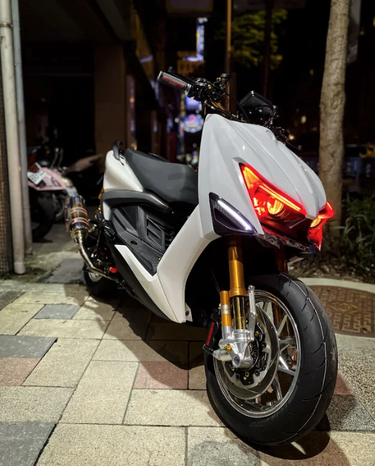 白斬雞-20 Need You勁戰大會師  MotoBuy線上選美會
