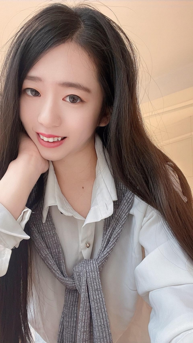 Yvonne -Ash & Rose 璦詩蓉品牌大使 選拔