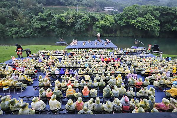 風雨無阻-111年坪林之美攝影比賽