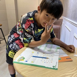 五年級-黃羿-great kid照片票選活動開跑囉~