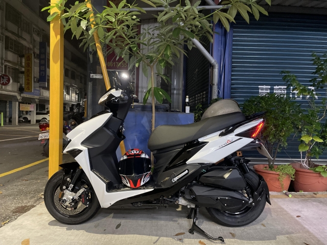 【060】簡簡單單，黑白質感-SYM JET改裝車大賞