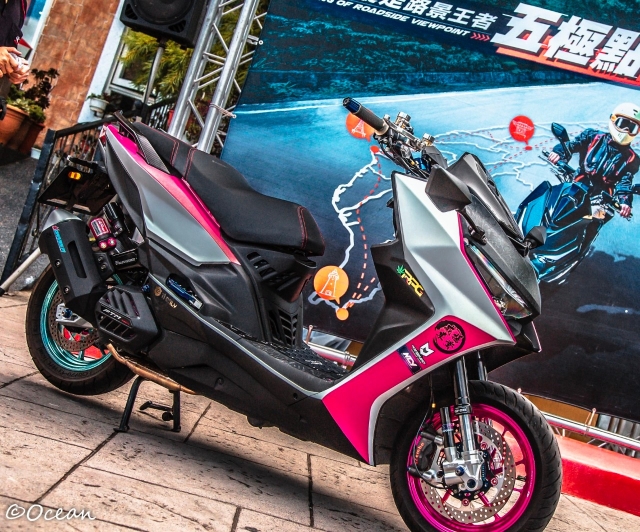 【035】粉白-KYMCO KRV榮耀傳騎－MotoBuy改裝選美大賞