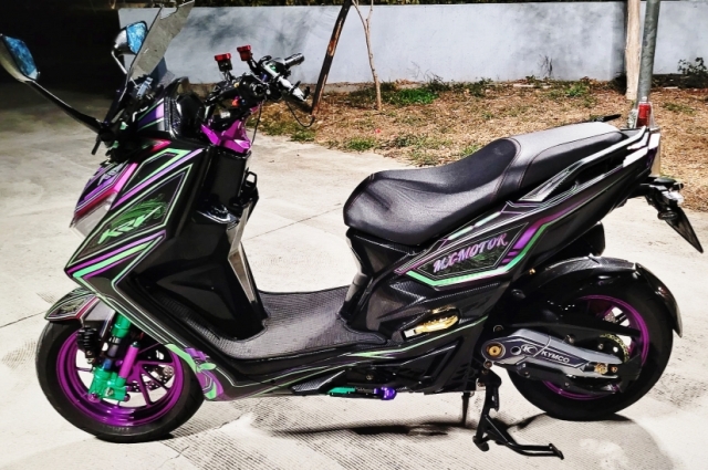 【046】EVA初號機-KYMCO KRV榮耀傳騎－MotoBuy改裝選美大賞
