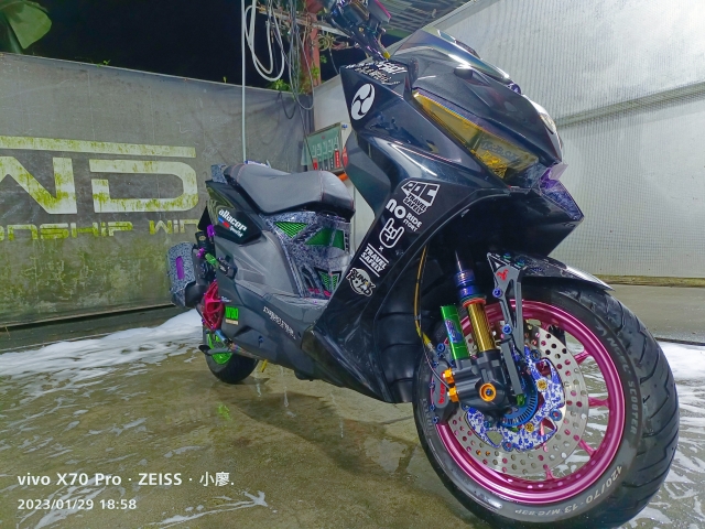 【055】壹壹惡玖-KYMCO KRV榮耀傳騎－MotoBuy改裝選美大賞