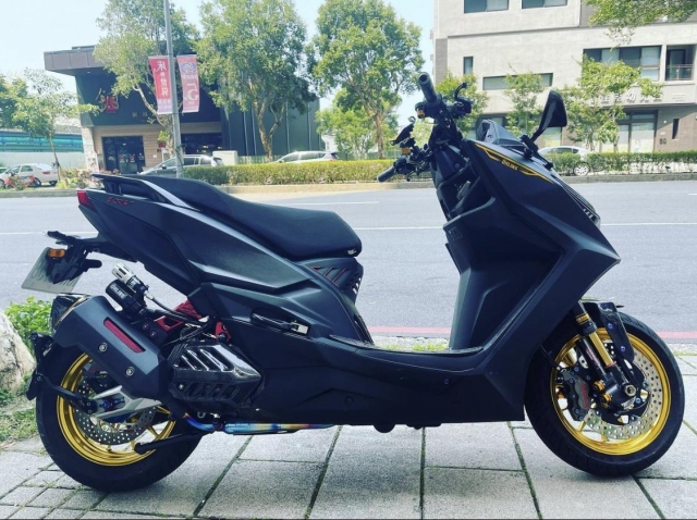 【081】Krv-KYMCO KRV榮耀傳騎－MotoBuy改裝選美大賞