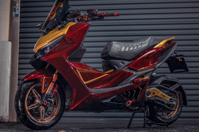 【014】鋼鐵k-KYMCO KRV榮耀傳騎－MotoBuy改裝選美大賞