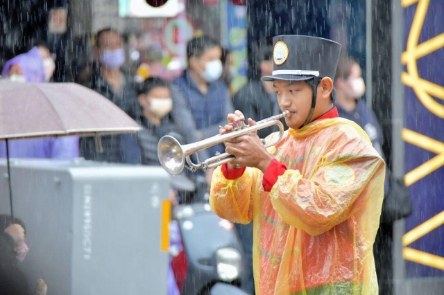 風雨無阻喇叭手-2022嘉義市國際管樂節攝影比賽-網路人氣獎票選