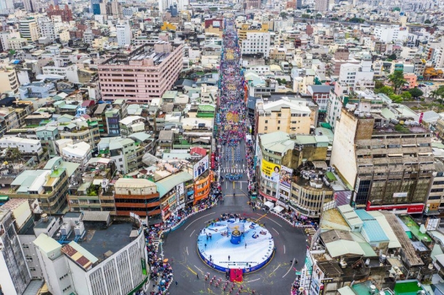 管樂踩街嘉年華-2022嘉義市國際管樂節攝影比賽-網路人氣獎票選