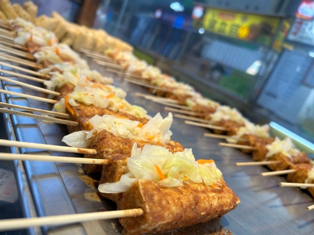 串燒臭豆腐 酥炸臭豆腐-2023台北夜市打牙祭