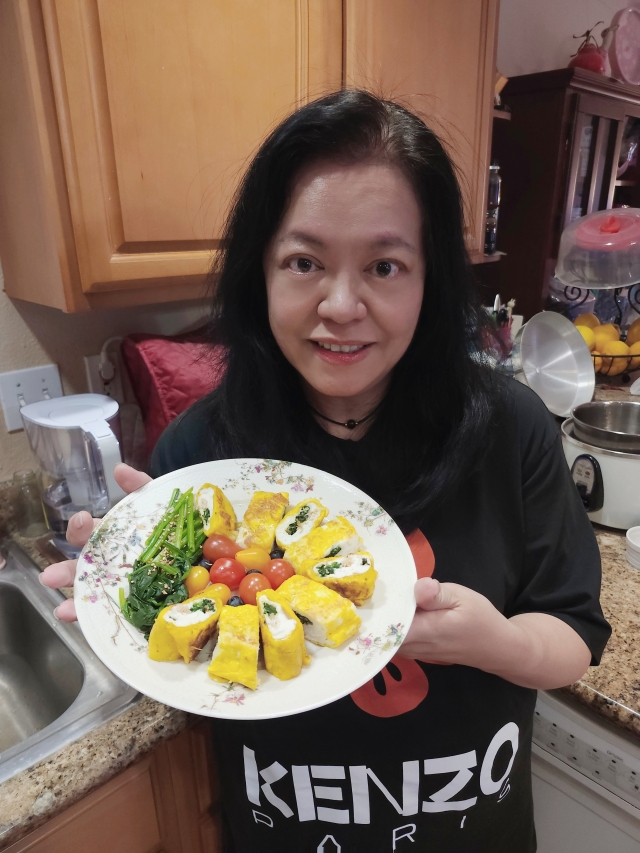 日蝕雙色蛋捲 Solar Elipse Egg Omelet Roll-媽~下手輕點 輕食料理廚藝比賽