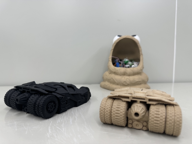 蝙蝠戰車大戰竹屎吞噬怪 ＃PLA植纖線材-pancolour 3D列印植纖線材作品人氣票選