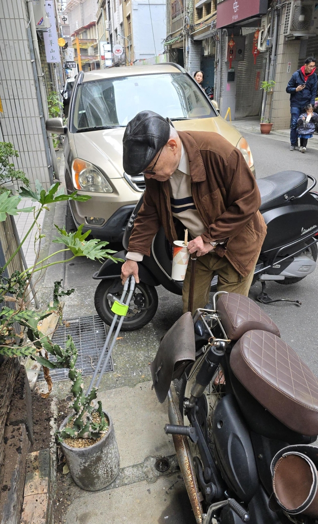 12-5-百川社-Frank 閻發奎-國際扶輪3521地區2024-25年度扶輪印象攝影比賽