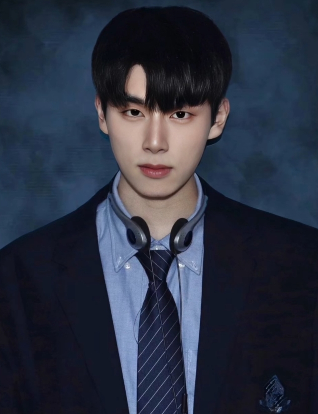 金珉勳 Kim Min Hoon-Real Time Odyszey 