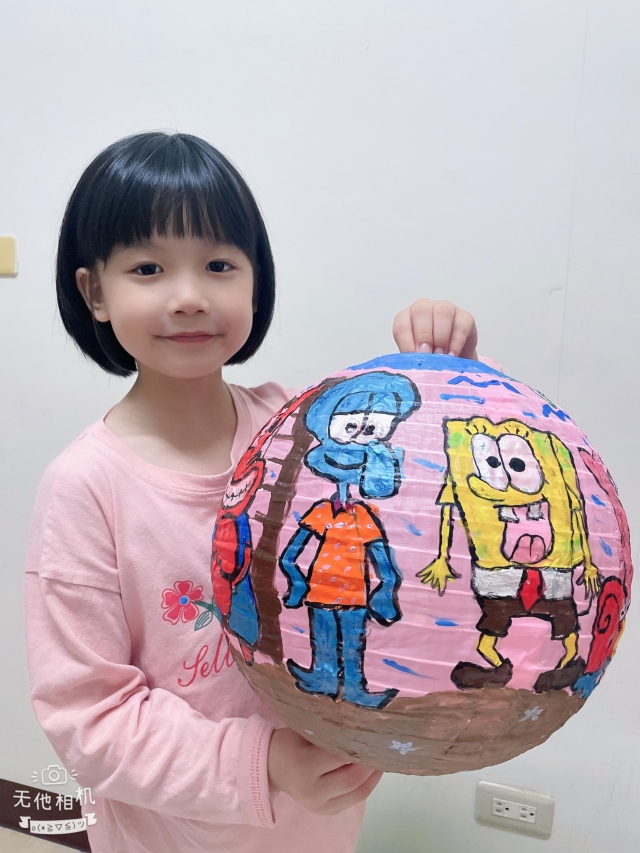 海綿寶寶家族-2025頭份四月八 澎湃慶城藝-校園花燈創意競賽