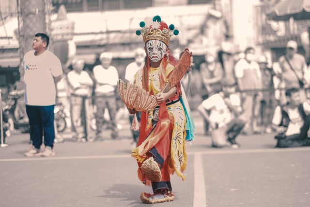 西港DOC-吳怡靜-神將凝視凡塵-南高輔導團隊114年數位加值競賽-家鄉的痕跡攝影競賽