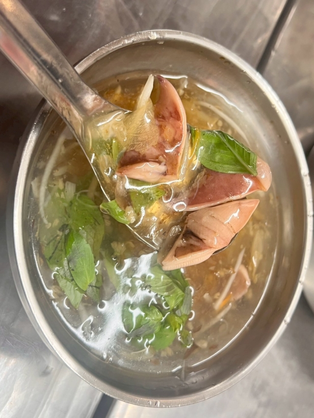魷魚焿 花枝焿-2025臺北夜市打牙祭 美味關係黑白配 夜市神美食人氣票選