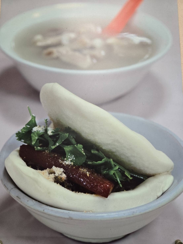 源芳刈包-2025臺北夜市打牙祭 美味關係黑白配 夜市神美食人氣票選