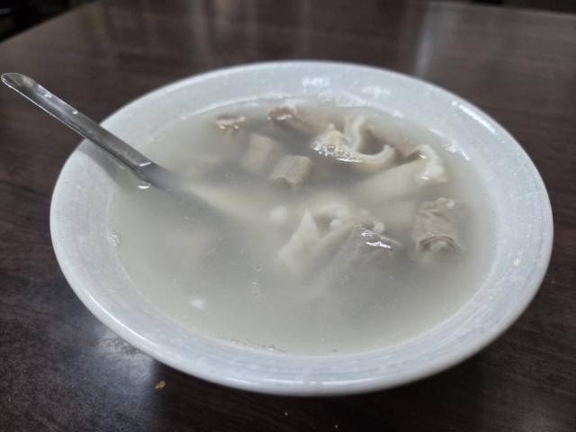 源芳刈包-2025臺北夜市打牙祭 美味關係黑白配 夜市神美食人氣票選