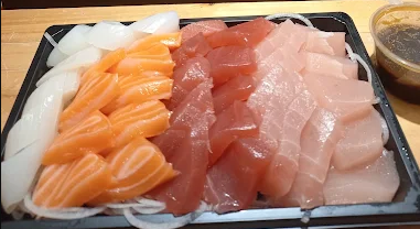 鮮切生魚片-2025臺北夜市打牙祭 美味關係黑白配 夜市神美食人氣票選