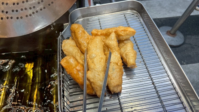 東港旗魚黑輪-2025臺北夜市打牙祭 美味關係黑白配 夜市神美食人氣票選