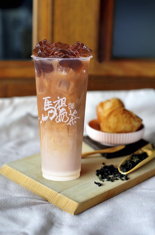 馬祖奶茶/馬蔥餅-黑糖粉粿厚濃奶茶-2025臺北夜市打牙祭 美味關係黑白配 夜市神美食人氣票選