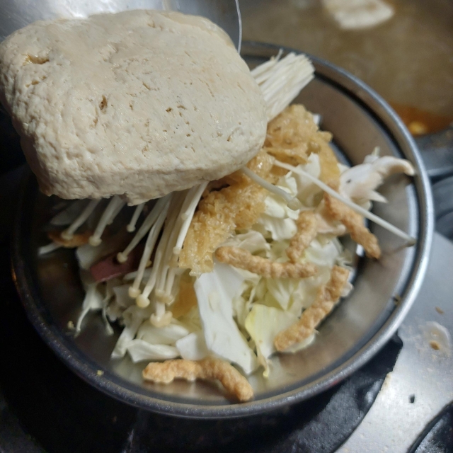 臭博士臭豆腐-清蒸臭豆腐-2025臺北夜市打牙祭 美味關係黑白配 夜市神美食人氣票選