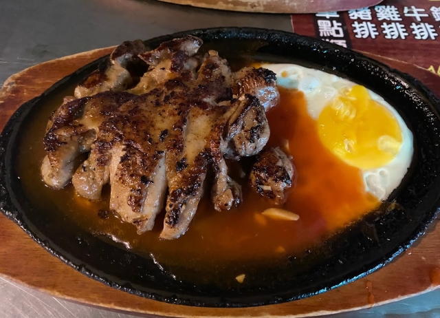 寧夏牛排-牛排-2025臺北夜市打牙祭 美味關係黑白配 夜市神美食人氣票選