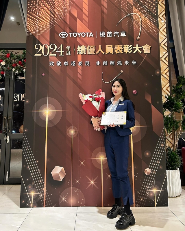 楊梅所 2課 鄭玉靈-2026 TOYOTA桌曆-桃苗之星